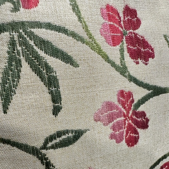 🌸🌺Kate Spade embroidered floral purse🌺🌸 - Picture 8 of 8